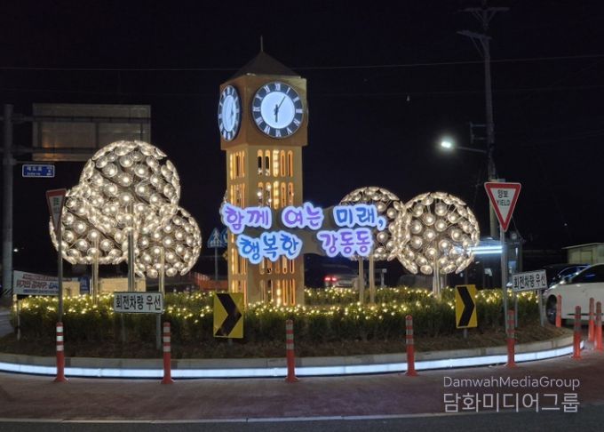 강서구, 강동동 득천사거리 경관조명 설치 완료…새 야간명소 기대