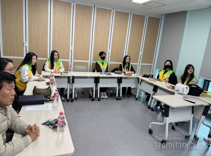 ‘영어 책 읽어주기 청소년 자원 봉사단’