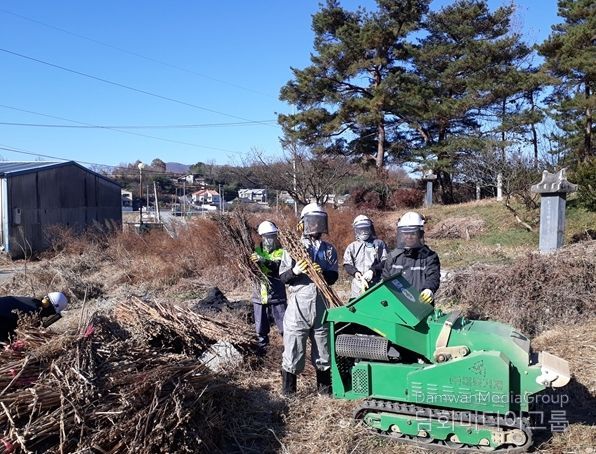 산불예방을 위한 영농부산물 파쇄 추진