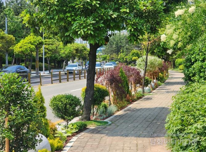 통영시, ‘도시숲·녹지공간 조성’ 올해 최우수기관 선정 1(원문명품가로숲길)