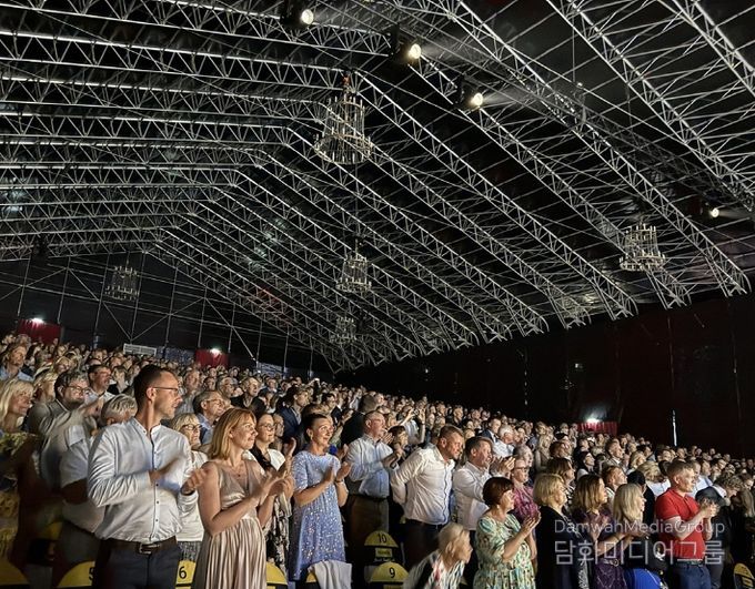 사아레마 오페라페스티벌 진출