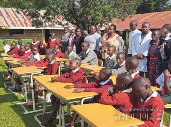 광주광역시교육청, 아프리카 케냐 학교에 책걸상 기증
