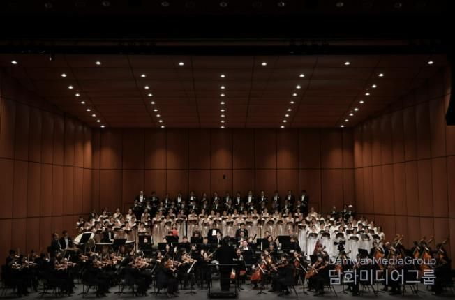 당진문화재단·당진시충남합창단이 함께하는 '2025 송년음악회' 성료