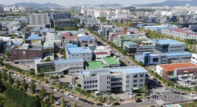 수원델타플렉스 전경