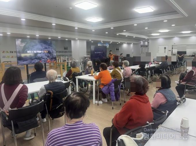 천안서북소방서, 웰케어주간보호센터 어르신 대상 소방안전교육 실시