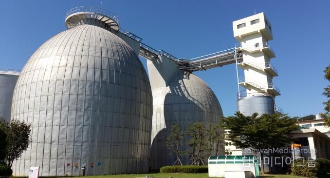 덕동물재생센터 소화조전경