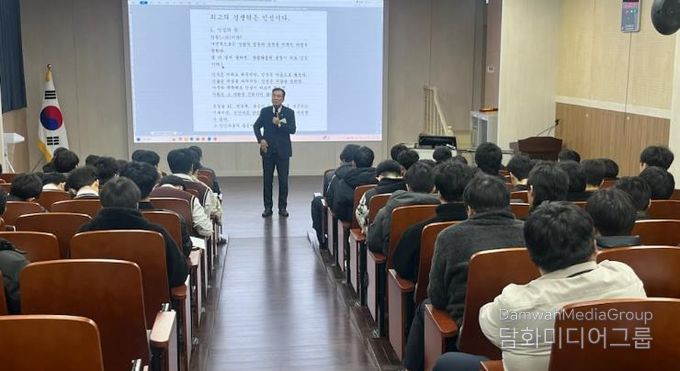 방한일 충남도의원, 충남반도체마이스터고 인성교육 특강