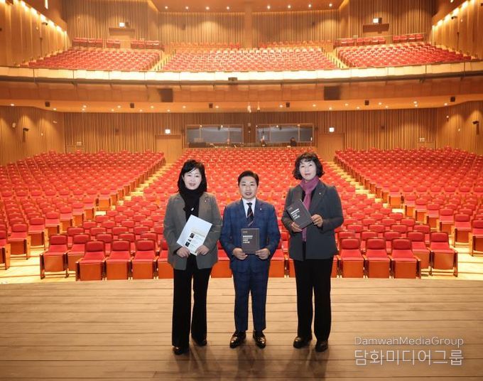 문복위 위원 현장점검 기념 사진