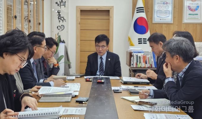 윤건영 교육감, 학생맞춤통합지원 교사 부담 줄이는 것이 교육의 본질을 지키는 것