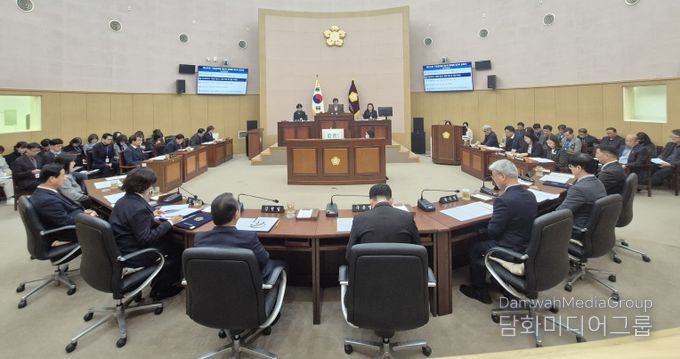 기장군의회, 2026년도 본예산안 의결·2025년도 행정사무감사 처리