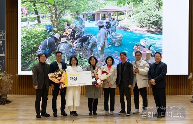 송파 마을정원사가 2025년 서울시 정원도시상에서 ‘대상’을 수상했다