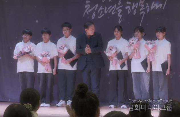 문경시, 2025년 청소년방과후아카데미 수료식 가져