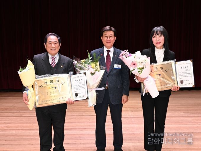 기장군, 2025년 기장군 장인 2명 선정