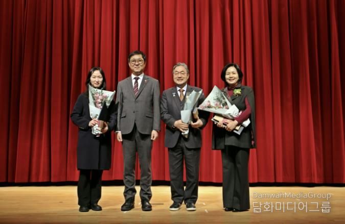 양평군 황순원문학촌 김종회 촌장, 박물관·미술관 발전유공 국무총리 표창 수상
