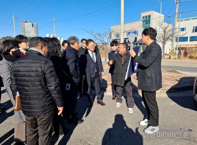 지난 22일, 2026여수세계섬박람회 주요 진입로와 주행사장 인근 구간에 대한 전반적인 현장점검을 실시했다.