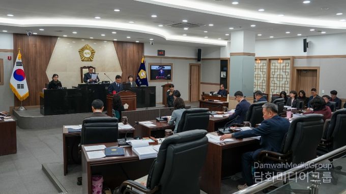 괴산군의회, 2026년 새해 첫 임시회 폐회
