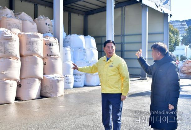 장성군, 신속한 제설 작업… 주민 불편 ‘눈 녹듯’