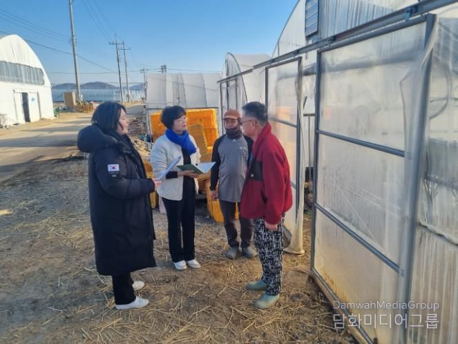한동순 청주시의원, 옥산면 애호박 농가 찾아 한파 속 시설재배 현장 점검