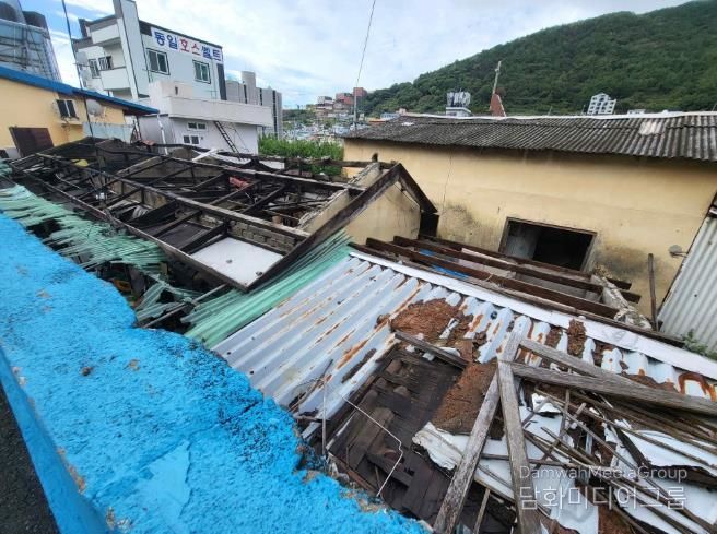여수시가 인구감소와 고령화로 증가하는 빈집 문제에 대응하기 위해 빈집 철거지원 사업과 빈집 정비 등 경관개선사업을 본격 시행한다.