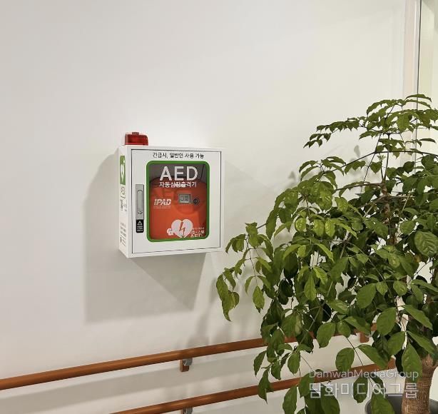 ‘강서양천교육지원청’ 자동심장충격기 설치 모습