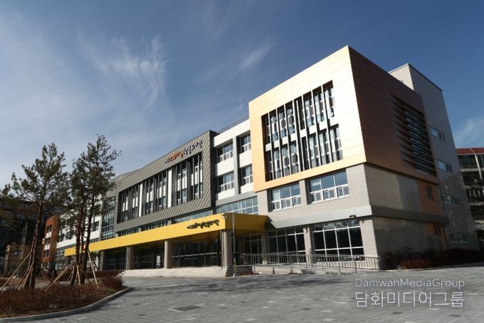 2·28기념학생도서관