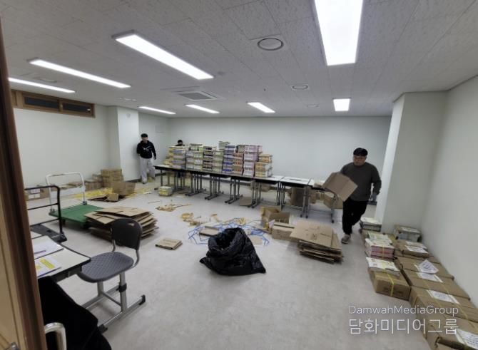 파주교육지원청, 2026년 3월 1일 신설학교 교과서 '교실까지' 분류·배부 지원 완료