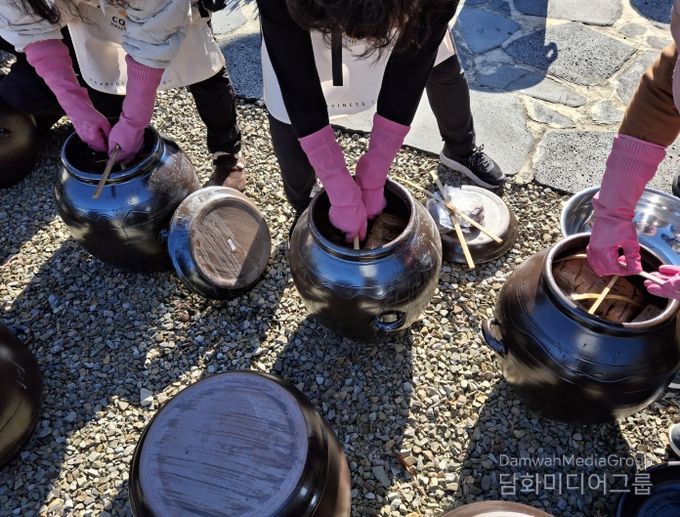 ‘전통 장 담그기’ 체험 운영