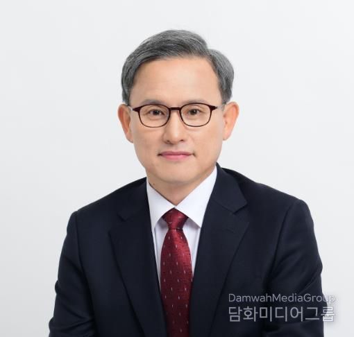 경상국립대학교 권진회 총장(한국과총 부회장 겸 학술진흥위원장)