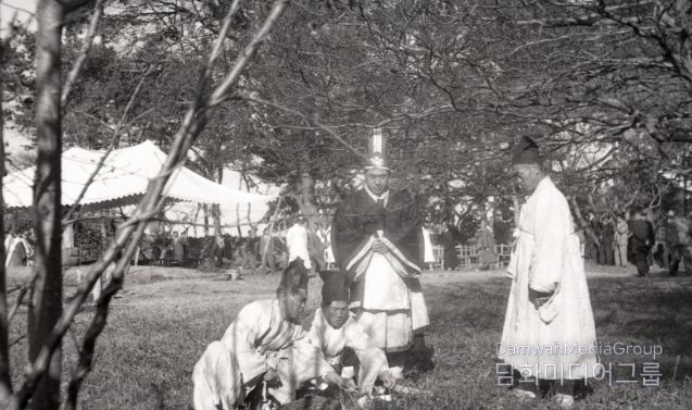 삼성혈제(건시대제, 1961. 12. 10.): 김영관 도지사(제12대)
