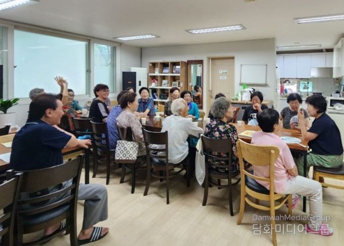 2025년 치매안심마을 프로그램 운영 사진