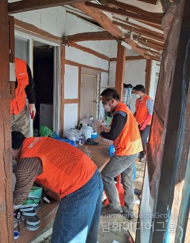 한국타이어 금산공장 봉사단체 나눔회, 중증장애인 가구 봉사활동