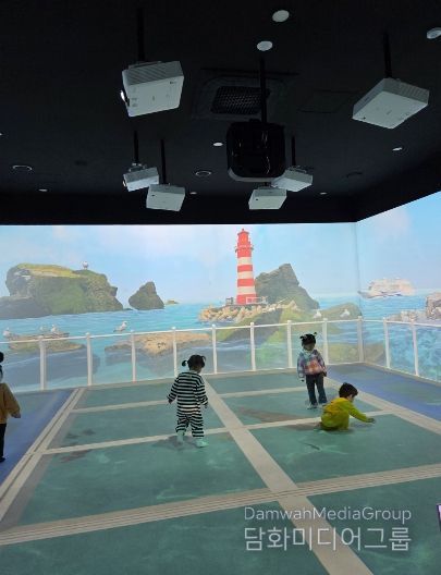 꿈빛마루도서관견학