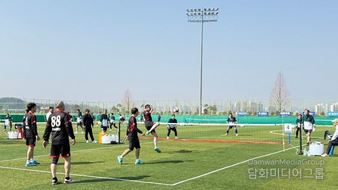 영천스타배 전국족구대회 경기 진행 모습