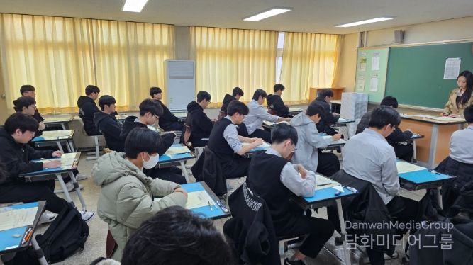 전국연합학력평가에 충북 3만 4,924명 응시