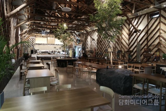 합덕백쌀카페 내부 전경