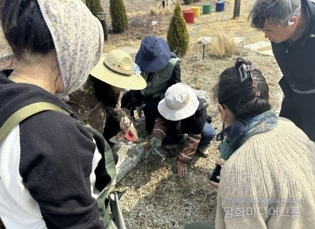 시흥시 신현동 마을정원봉사단, 봄을 준비하는 정원관리 교육 진행