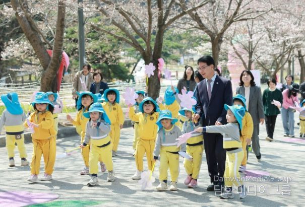 고창벚꽃축제, 기다렸나 봄