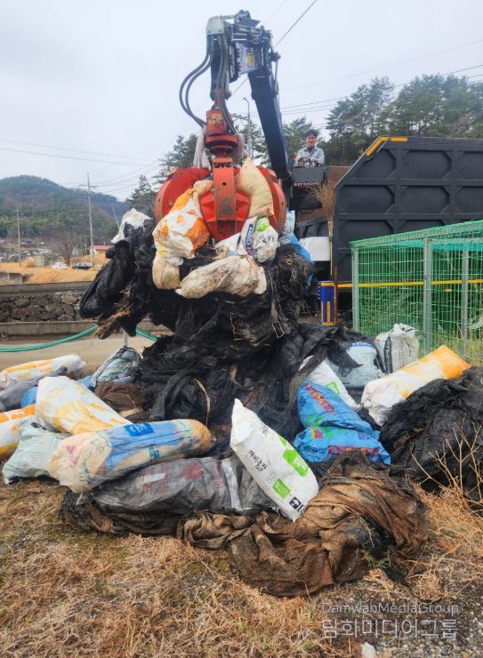 거제시, “봄 맞이 농촌 정화” 활동 전개