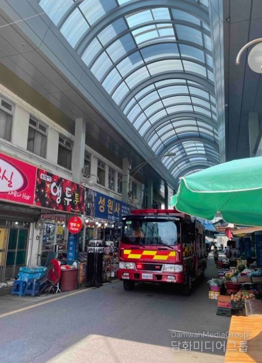 목포소방서, 전통시장 등 5개소서 소방차 길 터주기 훈련 및 소방시설 불법행위 신고포상제 홍보