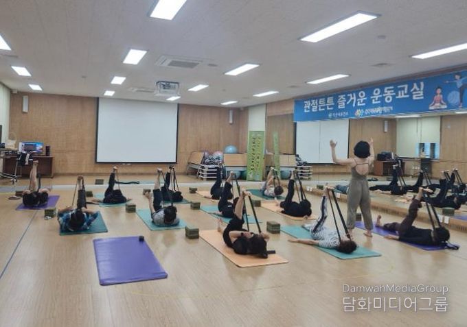 익산 '관절 튼튼 운동교실'로 활력 찾으세요