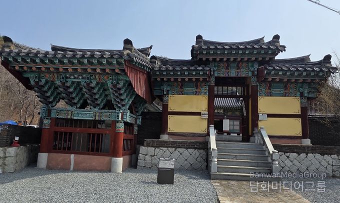 ‘왕과 사는 남자’엄흥도 충절 깃든 원강서원