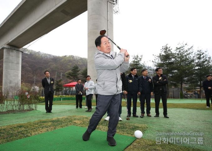 시타 중인 주광덕 시장