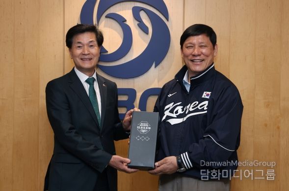 KBO 허구연 총재-안병구 밀양시장