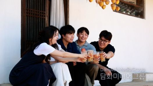 군위군, 공직자가 직접 만드는 군정 홍보… SNS 직원서포터즈 확대 운영